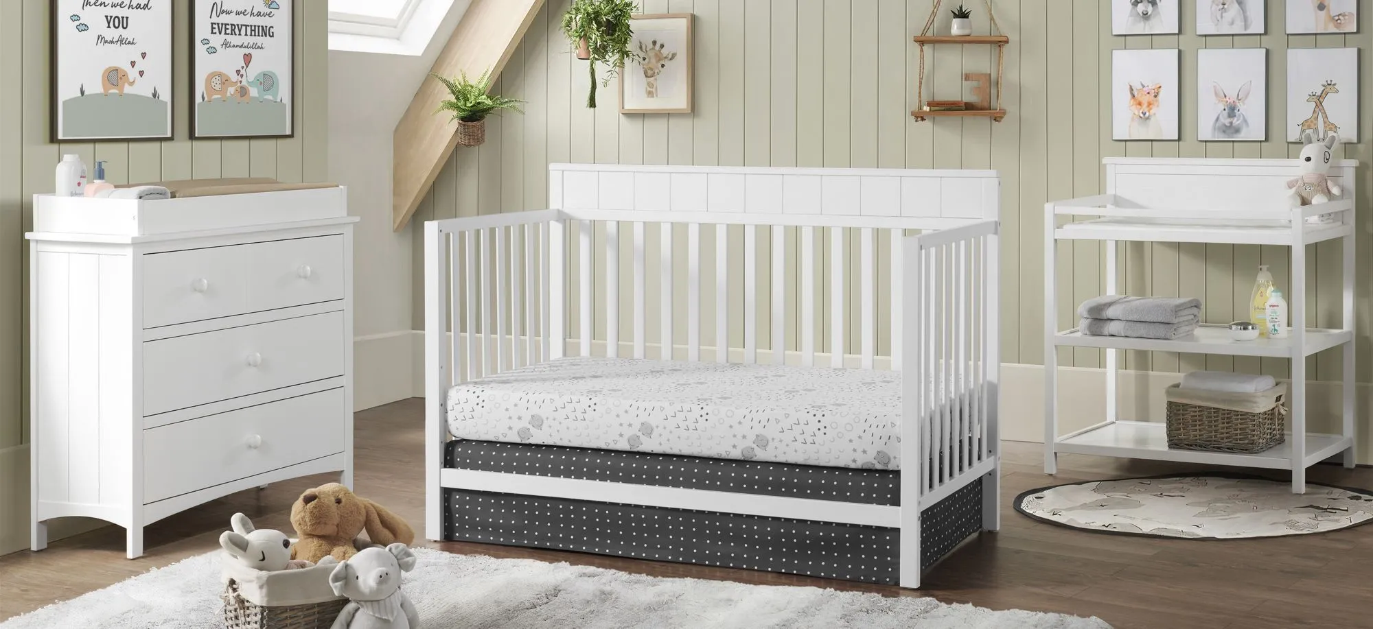 Oxford Baby Logan 4-in-1 Convertible Crib