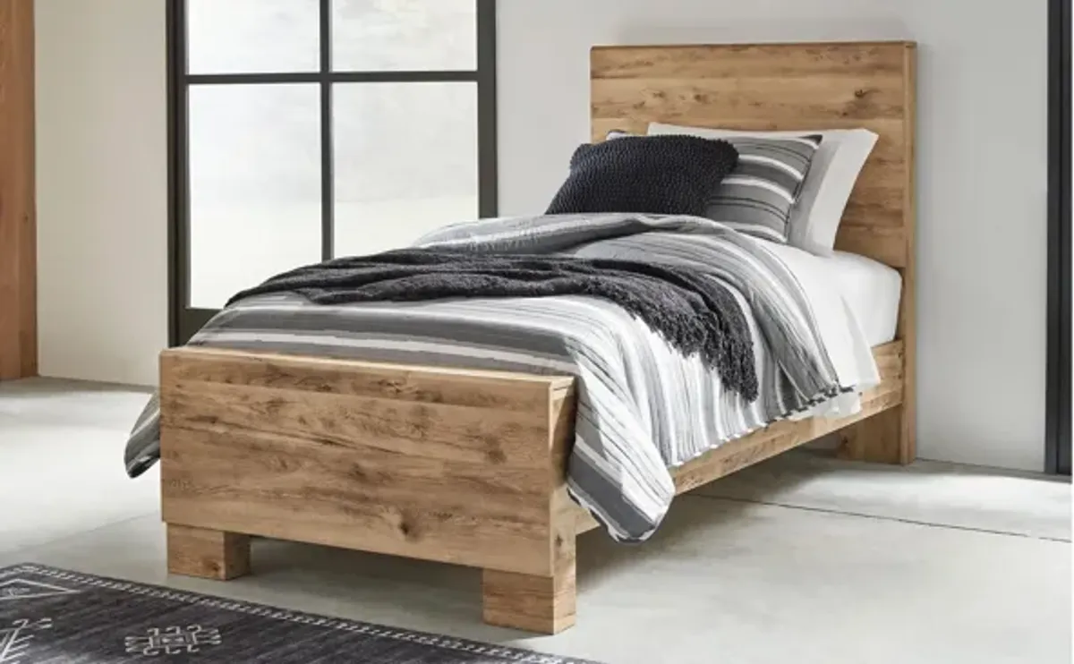 Hyanna Twin Panel Bed