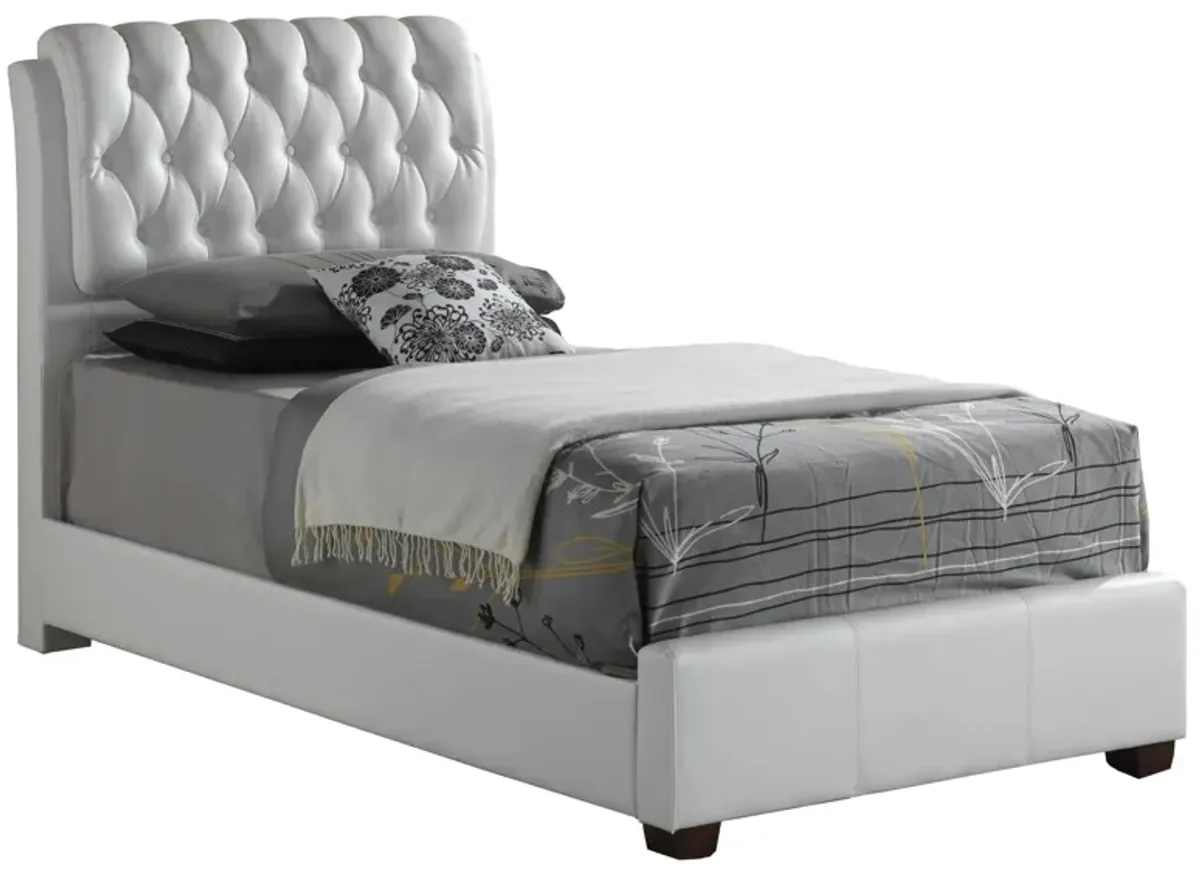 Marilla Upholstered Bed in White by Glory Furniture