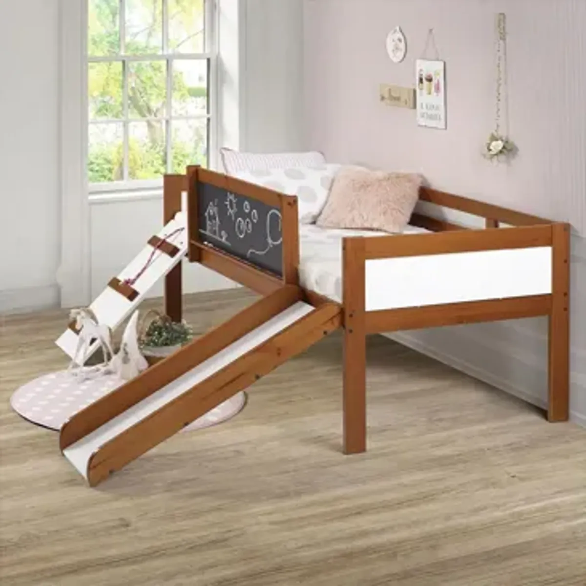 Art & Play Novelty Junior Low Loft Bed