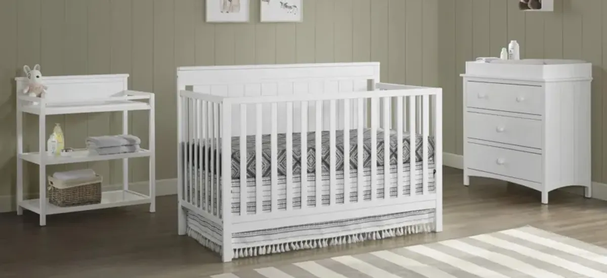 Lazio 4-in-1 Convertible Crib with Conversion Kit