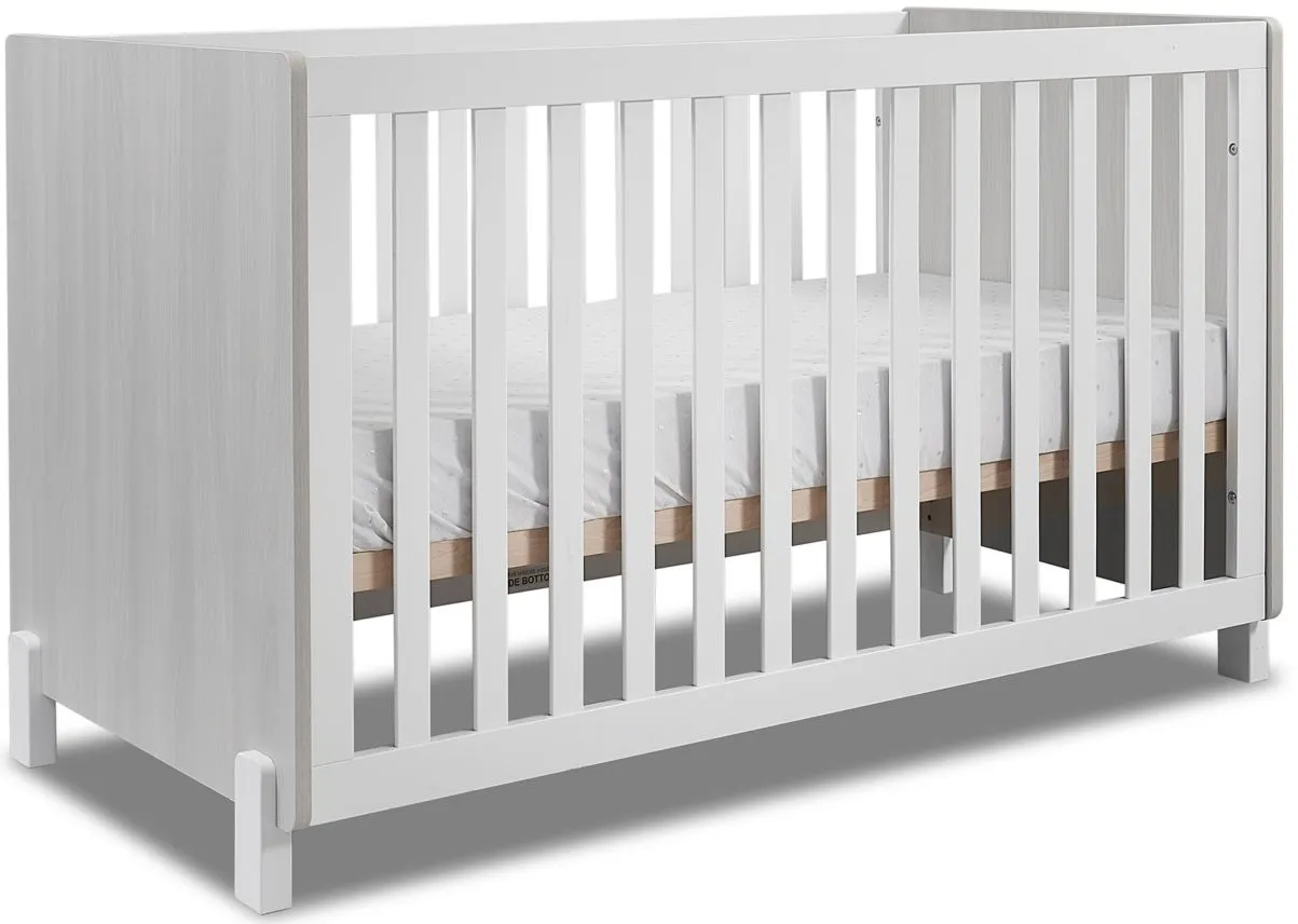 Pannello Crib in Grigio and White by Sorelle Furniture