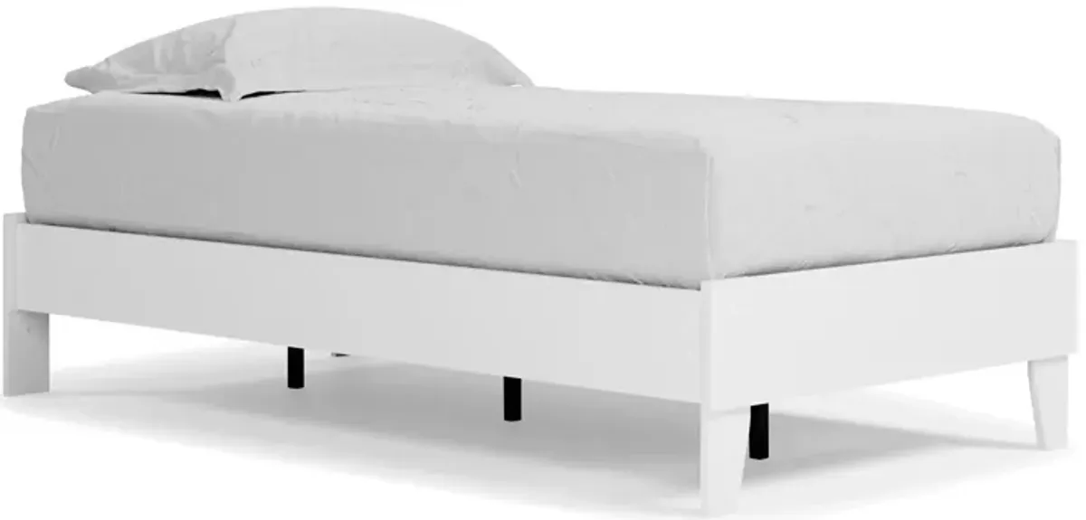 Piperton Platform Bed