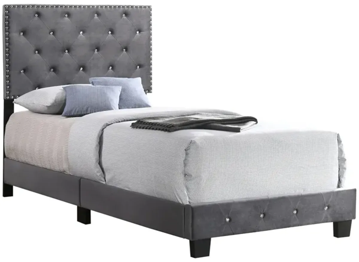 Suffolk Upholstered Panel Bed in Gray by Glory Furniture