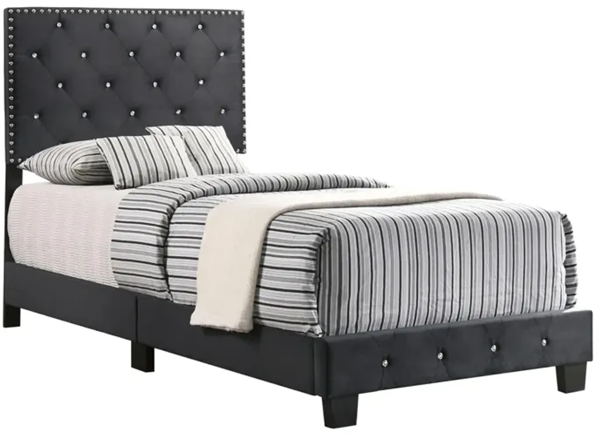 Suffolk Upholstered Panel Bed in Black by Glory Furniture