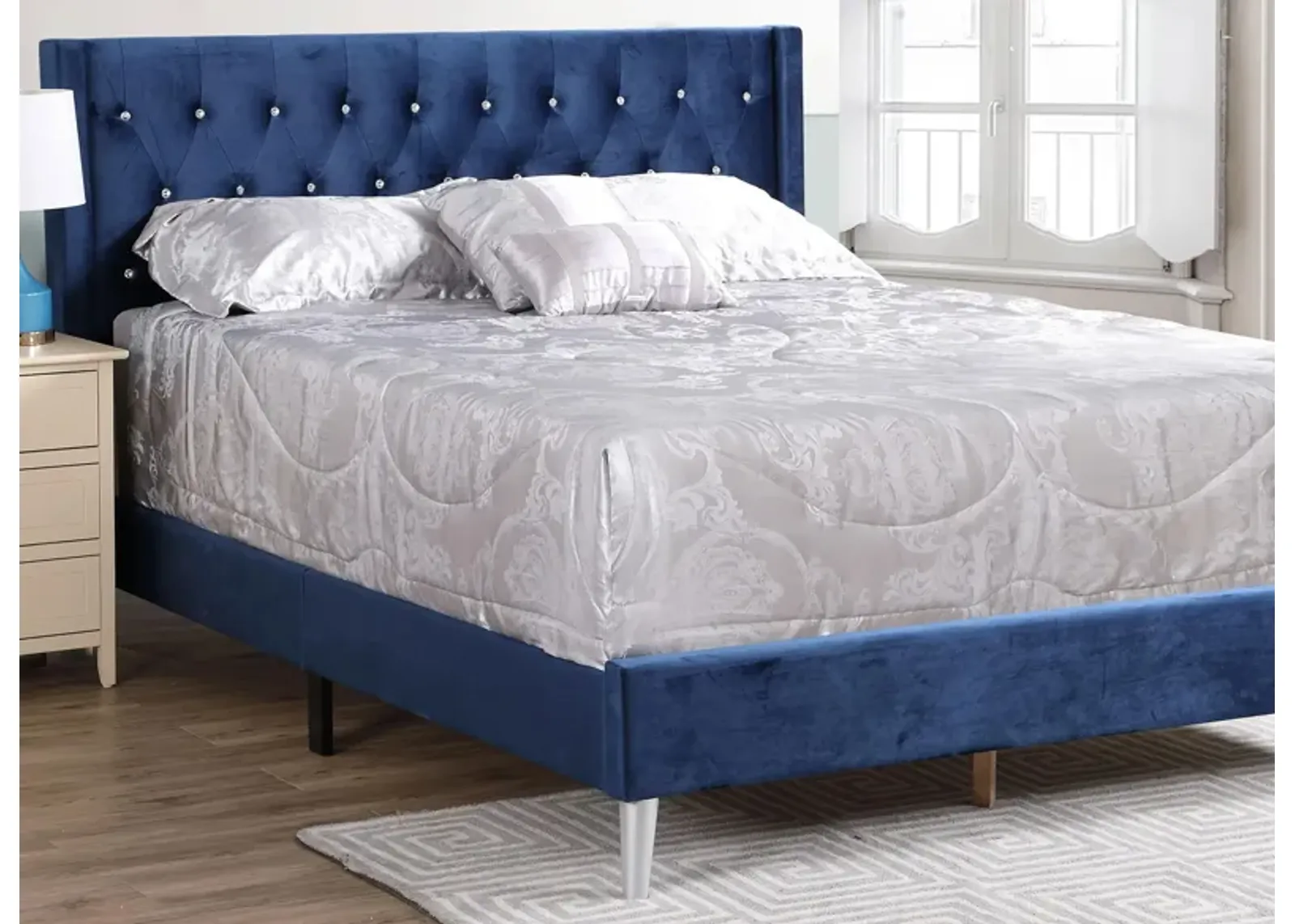 Bergen Upholstered Panel Bed