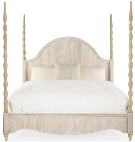 Serenity Queen Poster Bed in Neptune Surf by Hooker Furniture