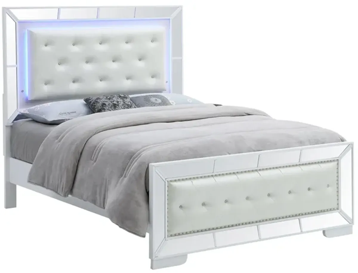 Hollywood Hills Queen Panel Bed