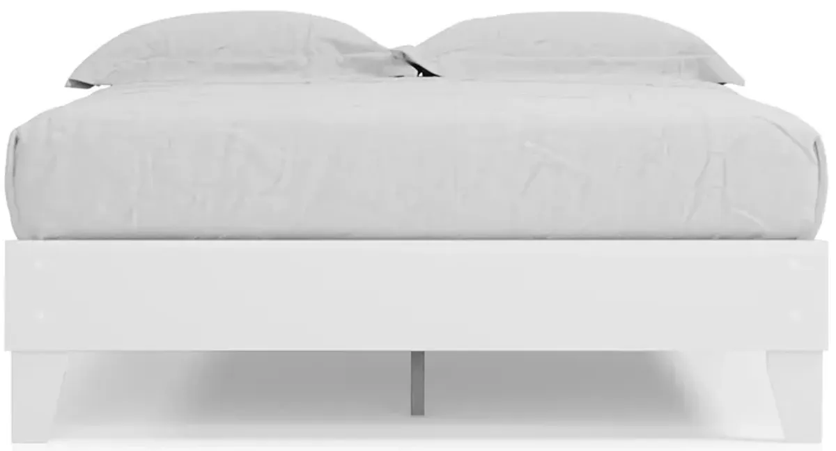 Piperton Platform Bed in White by Ashley Express