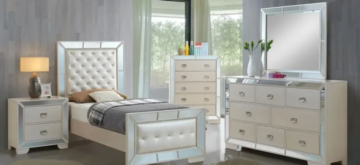 Hollywood Hills Bedroom Dresser