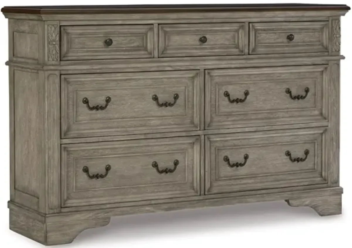 Lodenbay Dresser