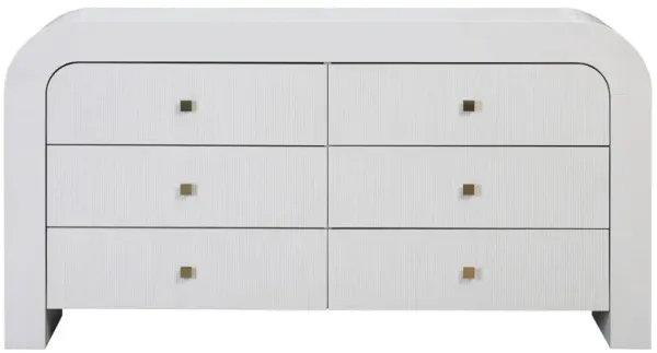 Hump 6 Drawer Dresser