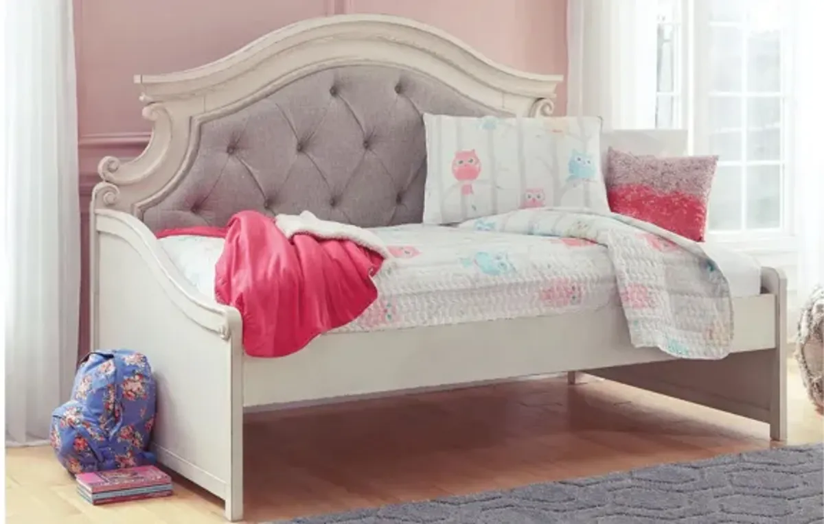 Libbie Daybed