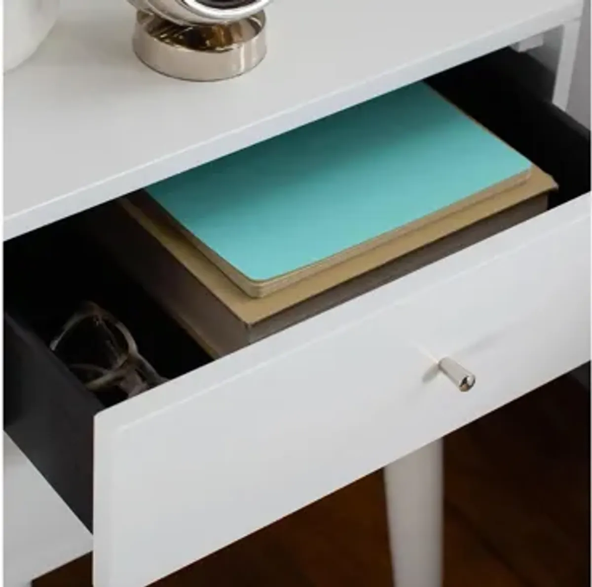 Flora Nightstand