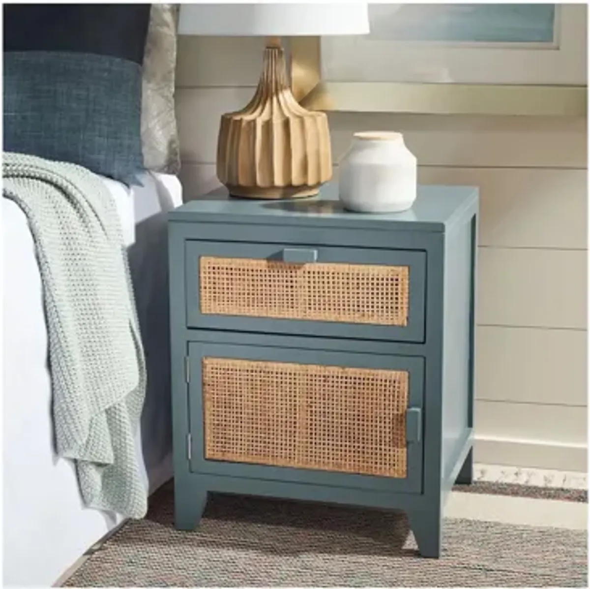 Zinnia Nightstand