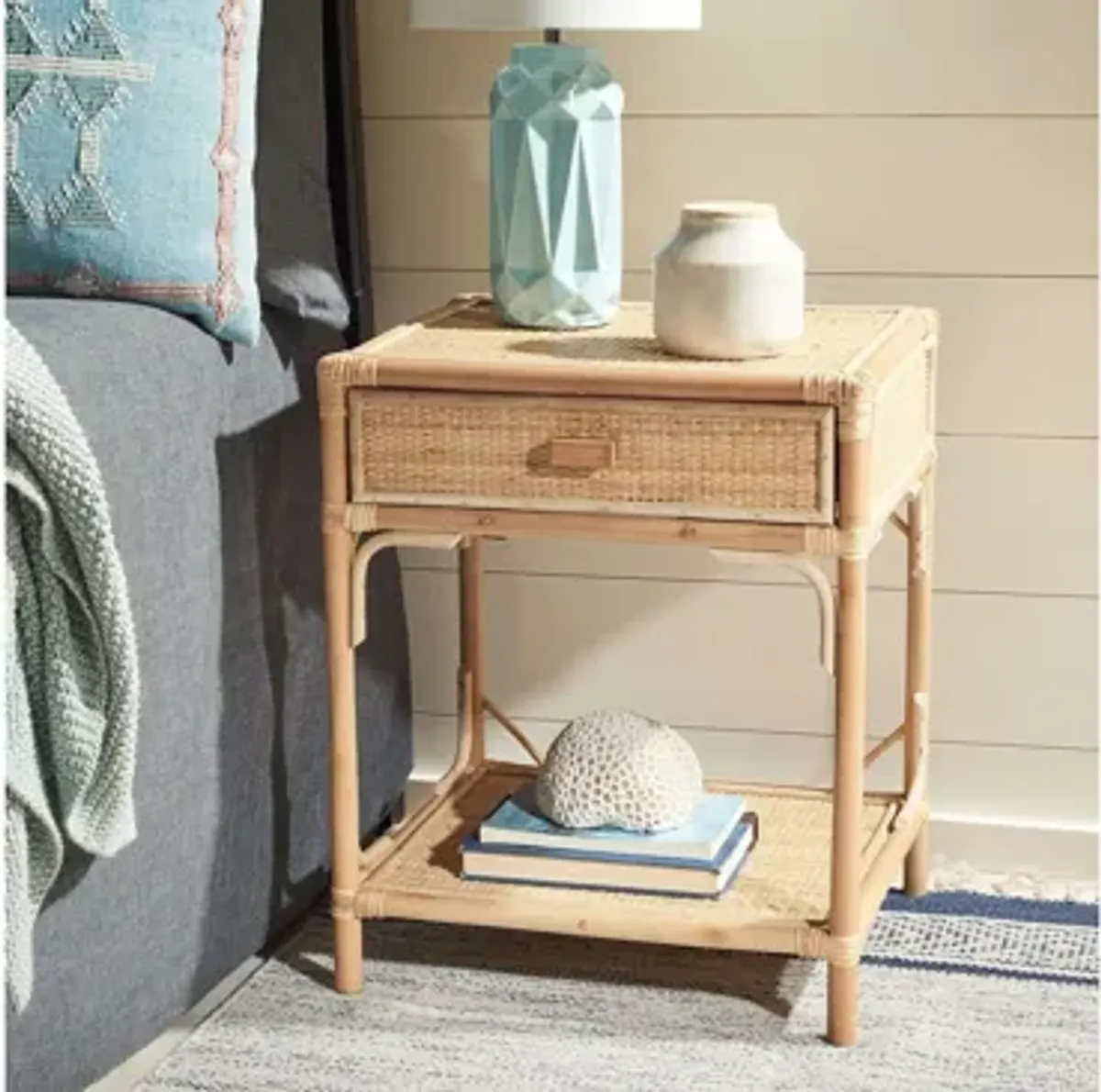 Zinnia One-Drawer Nightstand