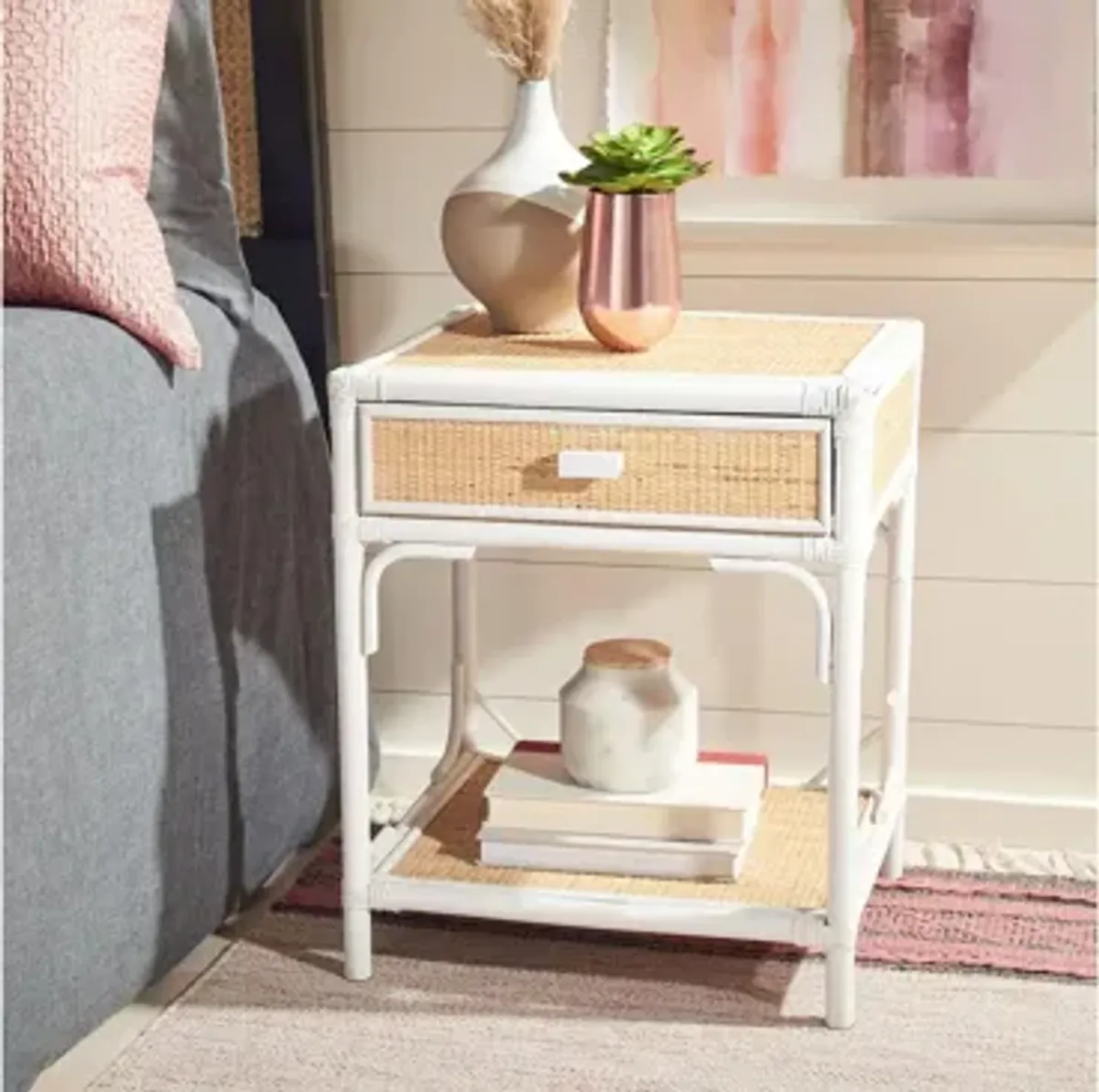 Zinnia One-Drawer Nightstand