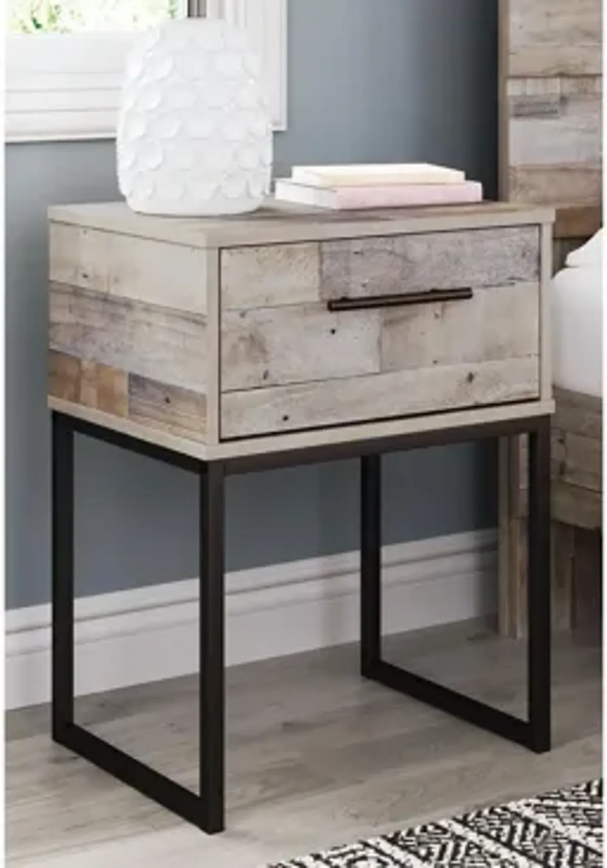 Neilsville Nightstand