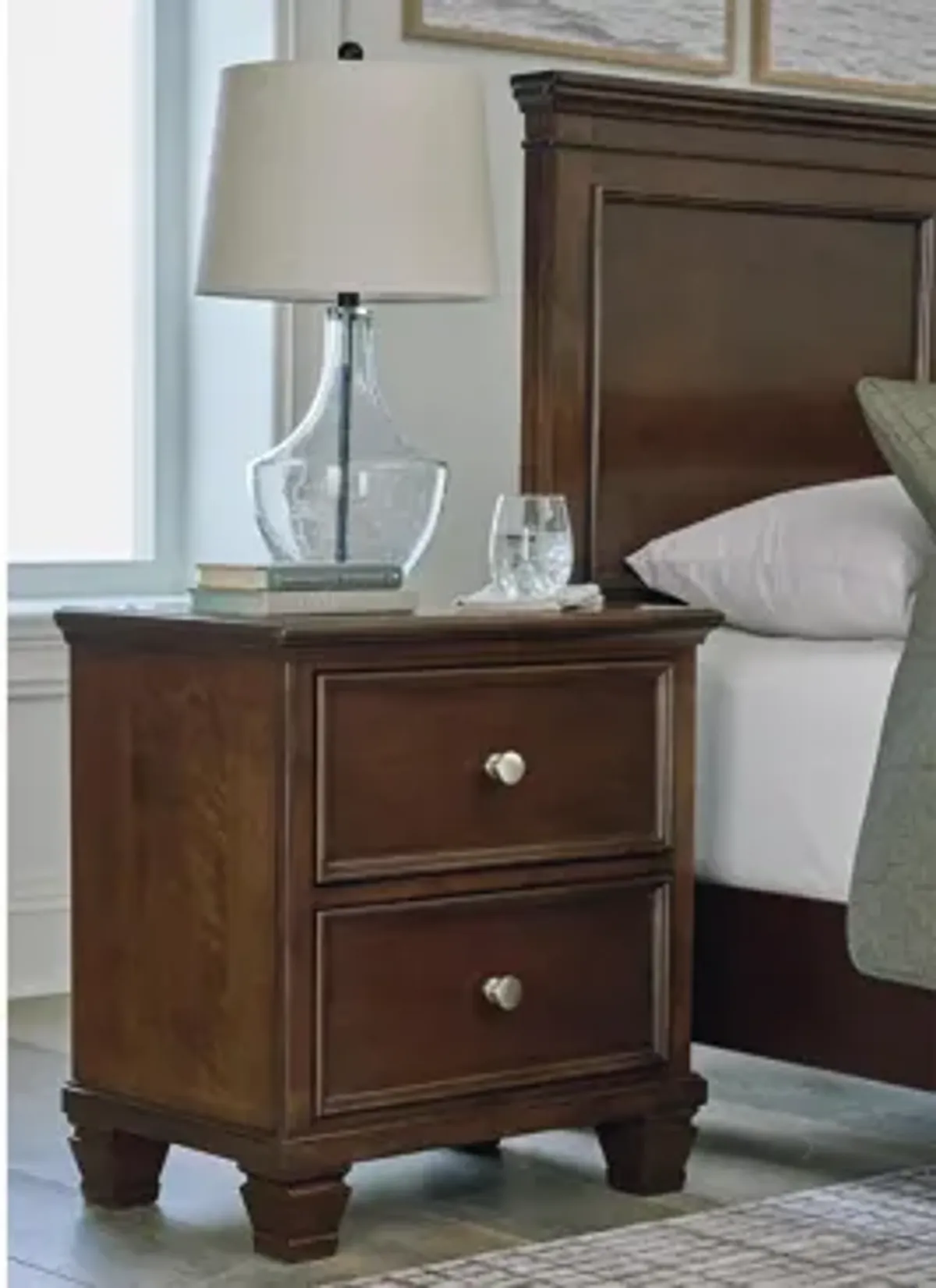 Danabrin Nightstand