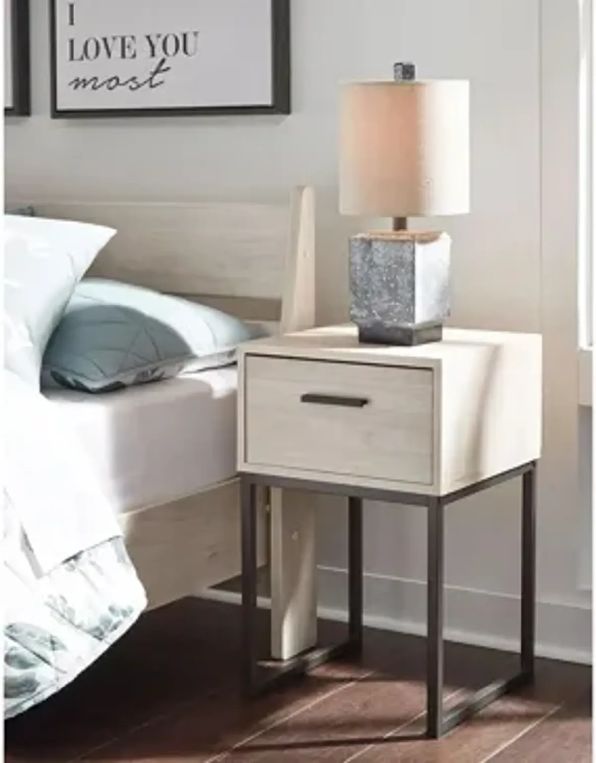 Socalle Nightstand