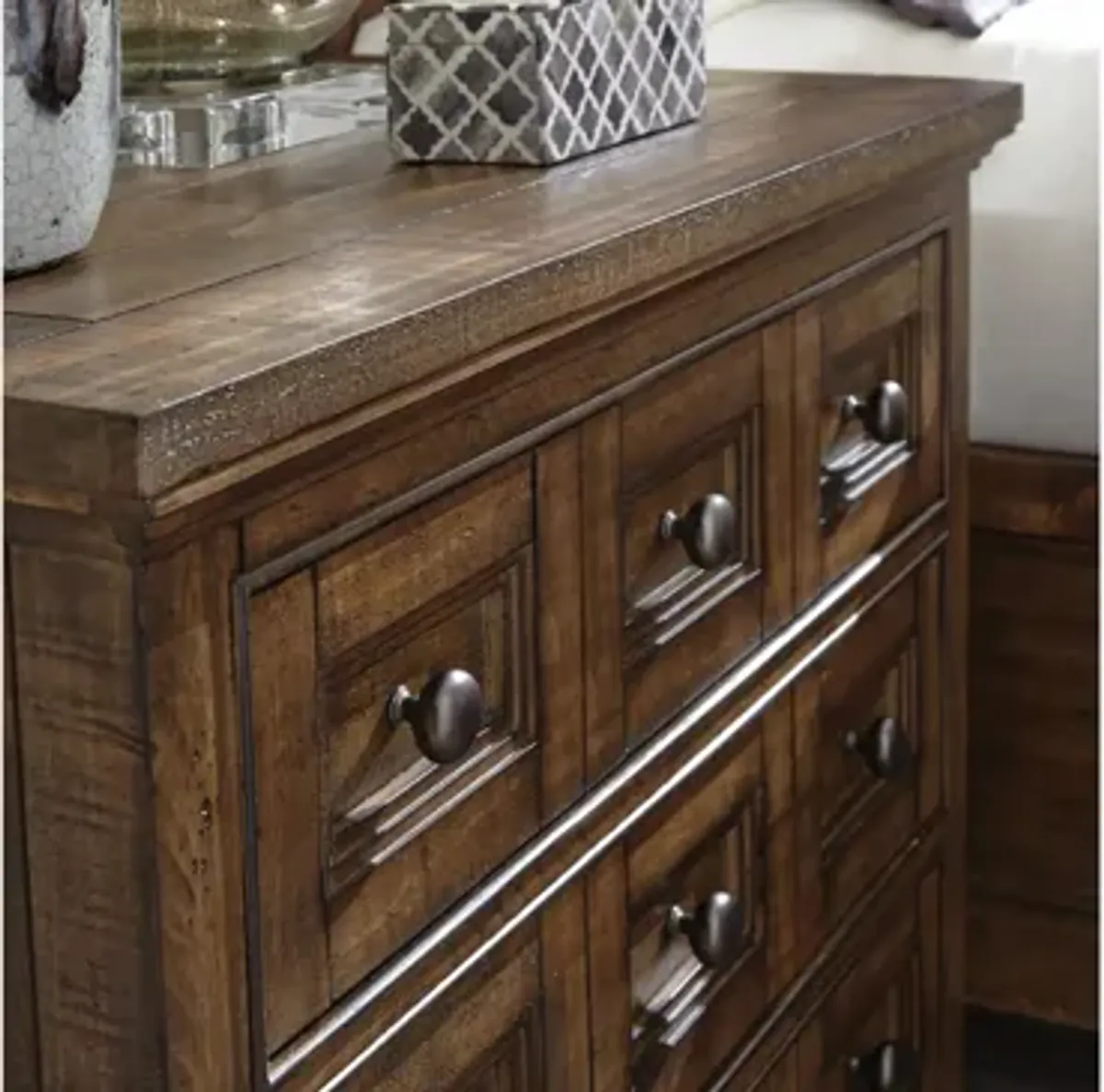 Ivy Ridge Nightstand