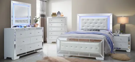 Hollywood Hills King Panel Bed in White by Glory Furniture