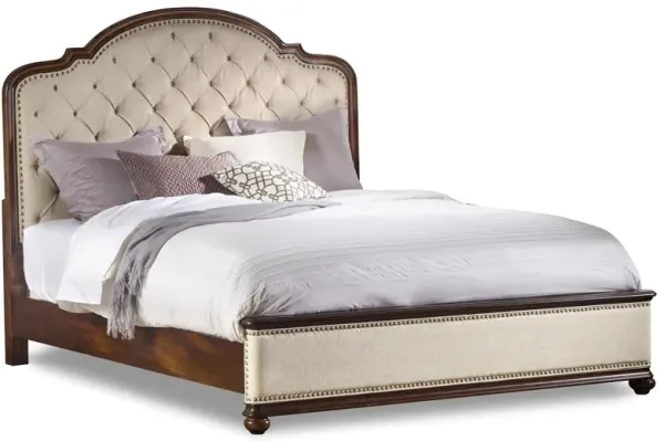 Leesburg Upholstered King Bed