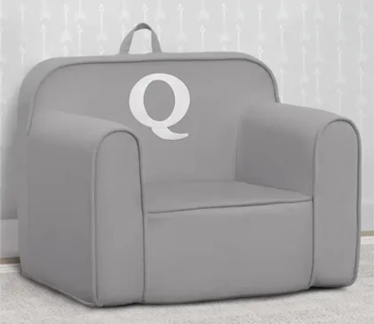 Cozee Monogrammed Chair Letter "Q"