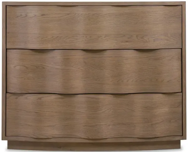 Sonnet Bachelors Chest