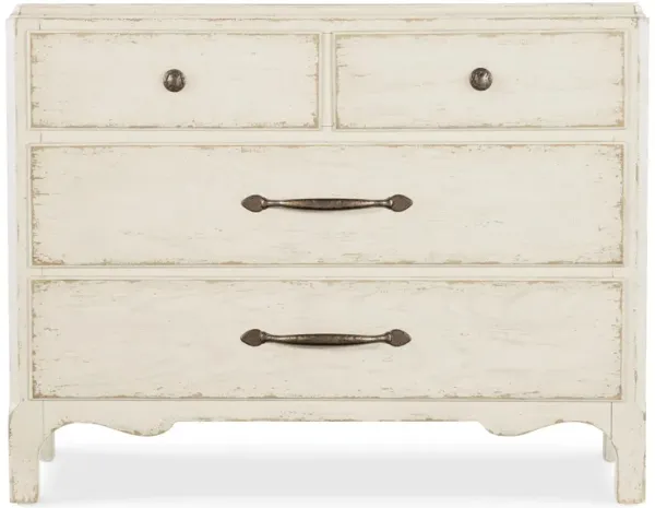 Americana Bachelor's Chest