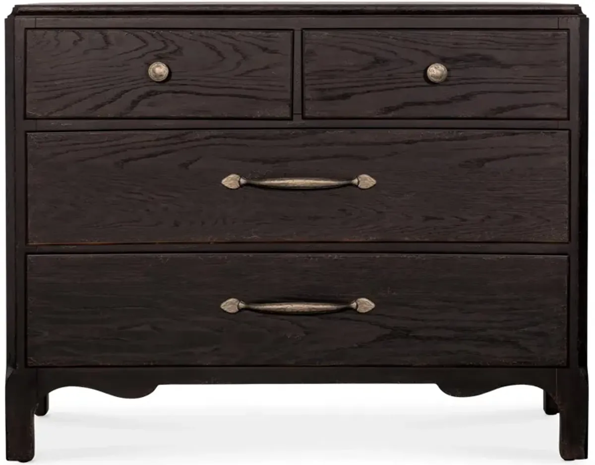 Americana Bachelor's Chest