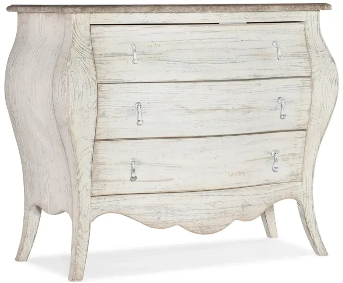 Traditions Bachelors Chest in White;Beige by Hooker Furniture