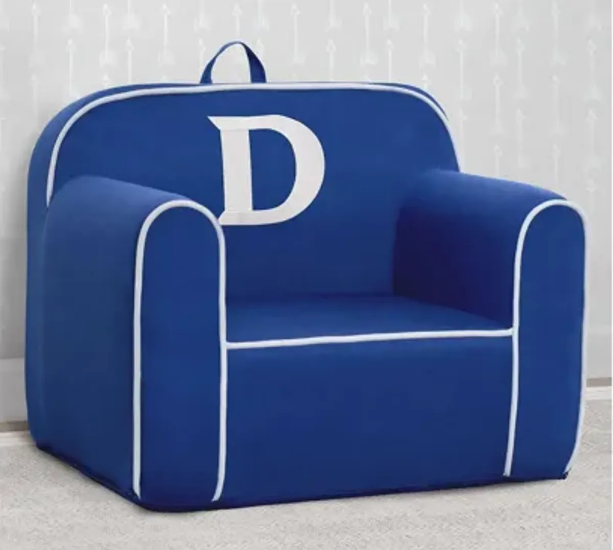 Cozee Monogrammed Chair Letter "D"