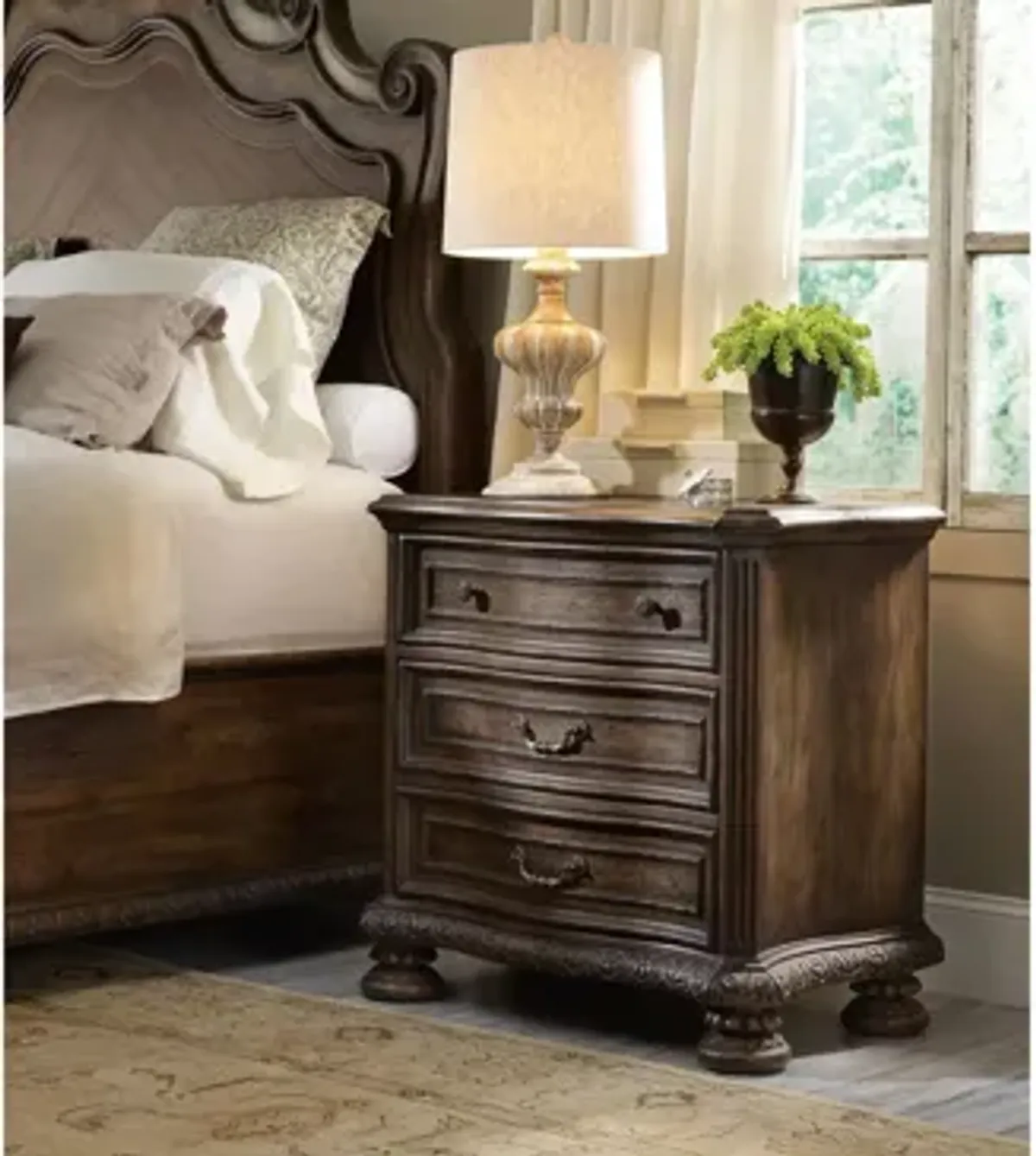 Rhapsody 4-pc. Panel Bedroom Set
