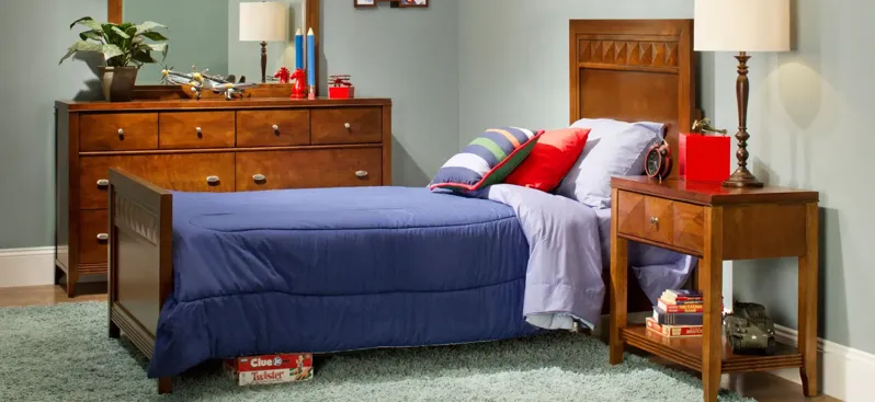 Shadow 4-pc. Bedroom Set in Cherry by Davis Intl.