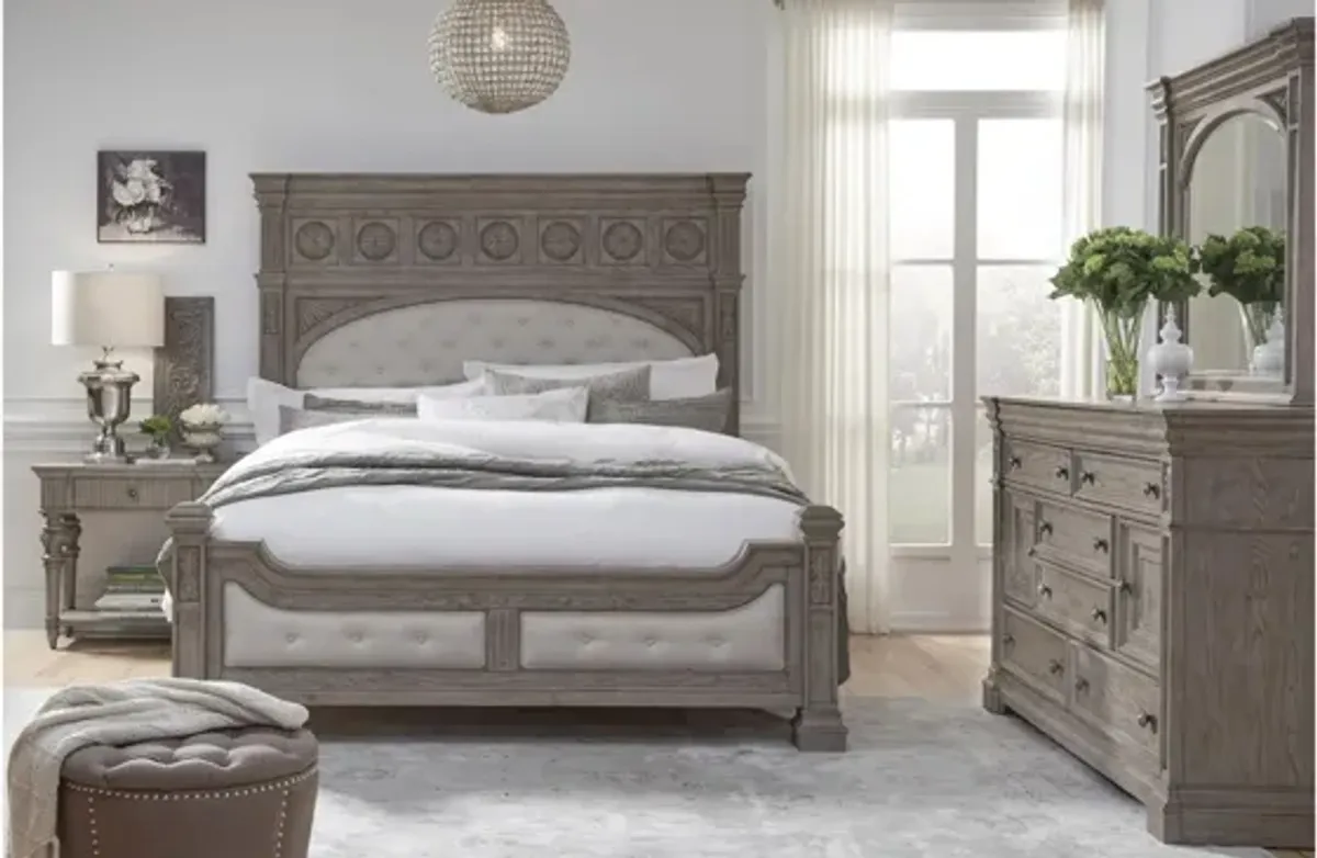 Kingsbury Queen Bed