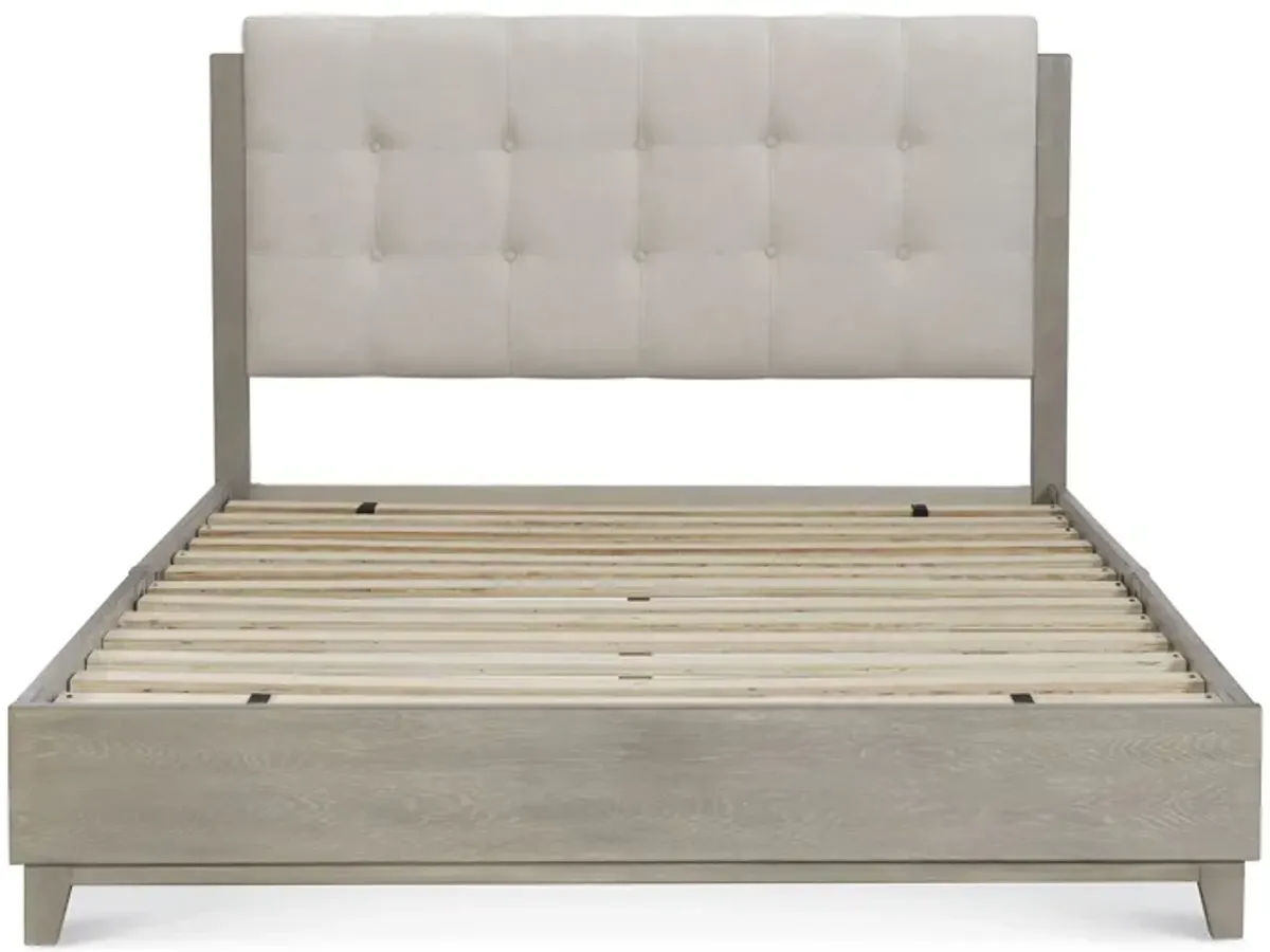 Del Mar Platform Bed in Gray by Legacy Classic Furniture