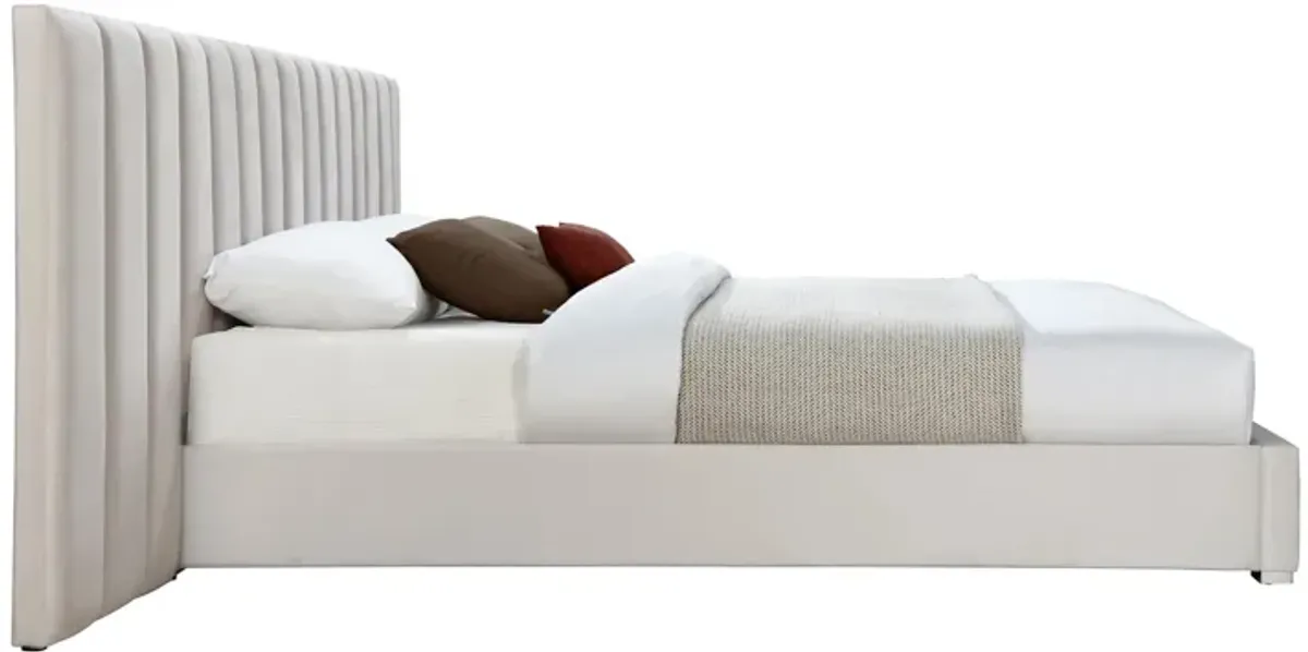 Pablo Queen Bed