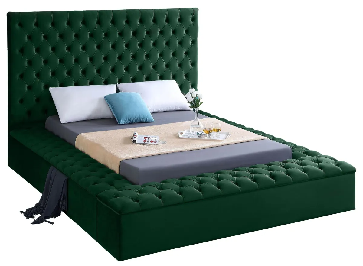 Bliss Bed in Green by Meridian Furniture