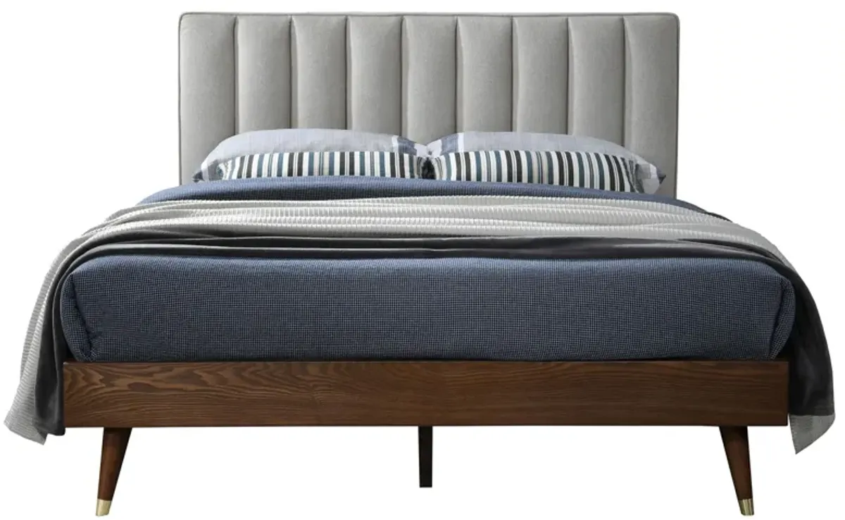 Vance Queen Bed in Gray by Meridian Furniture