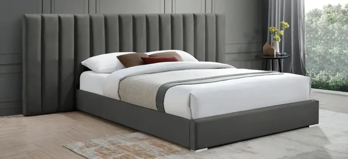 Pablo Queen Bed