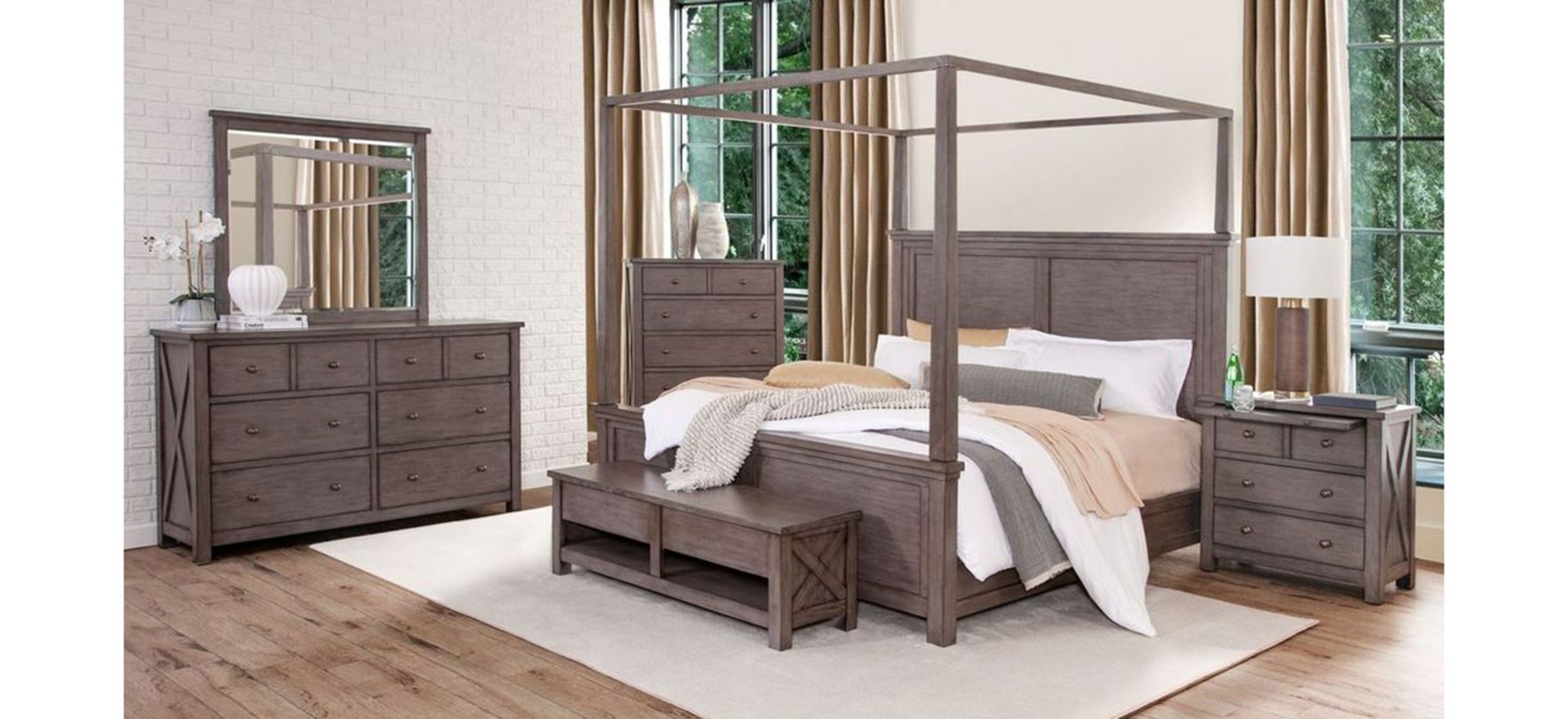Larchmont Canopy Bed
