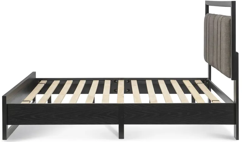 Avery Platform Bed in Black by Legacy Classic Furniture