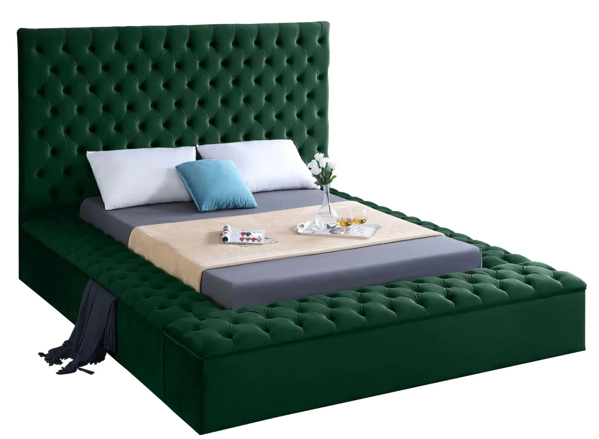 Bliss Bed in Green by Meridian Furniture