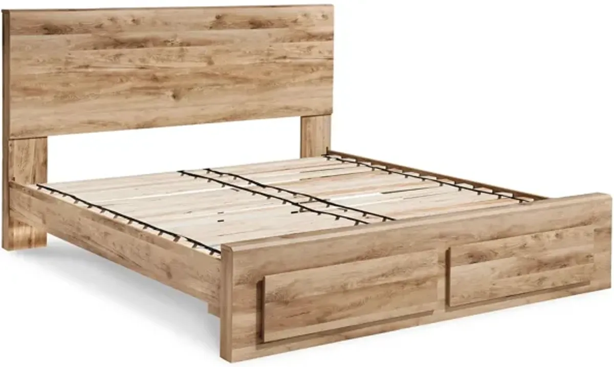 Hyanna Queen Bed w/ Storage Footboard