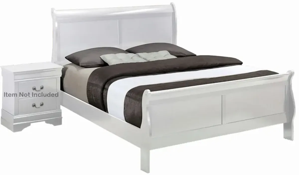 Louis Phillip Bed in White by Crown Mark