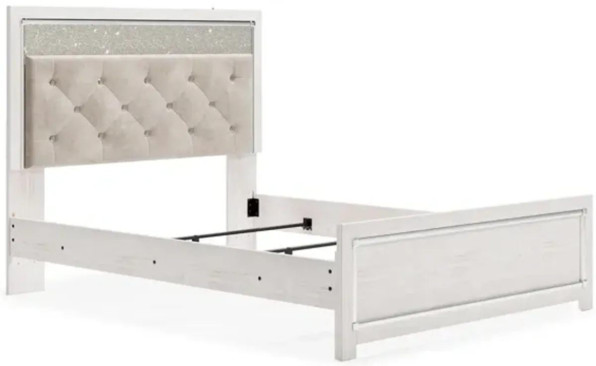 Altyra Queen Panel Bed