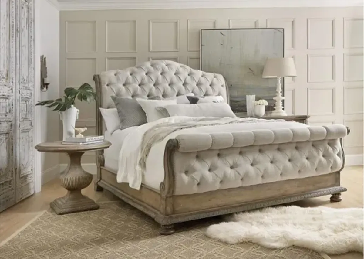 Castella Tufted Bed