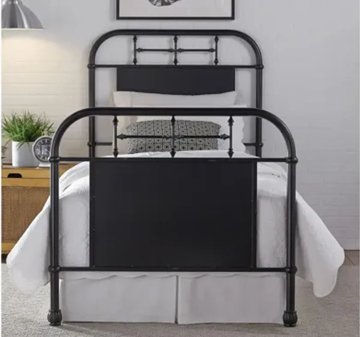 Vintage Series Metal Bed
