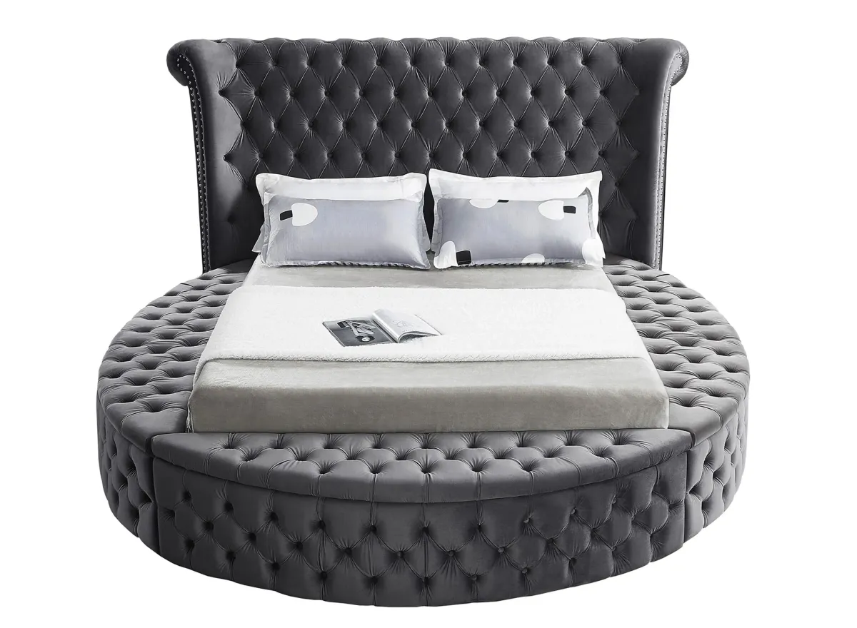 Luxus Queen Bed in Gray by Meridian Furniture